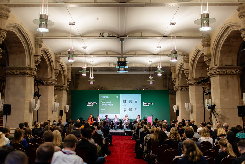 Place panel: Canary Wharf