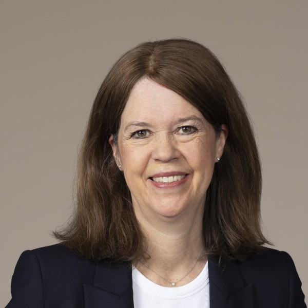 Profile shot for Hannah Milne