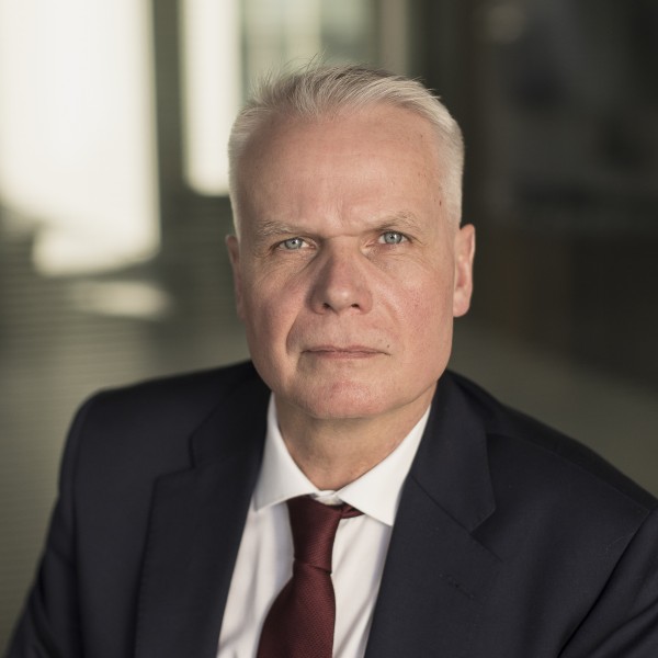 Profile shot for Stevan Tennant